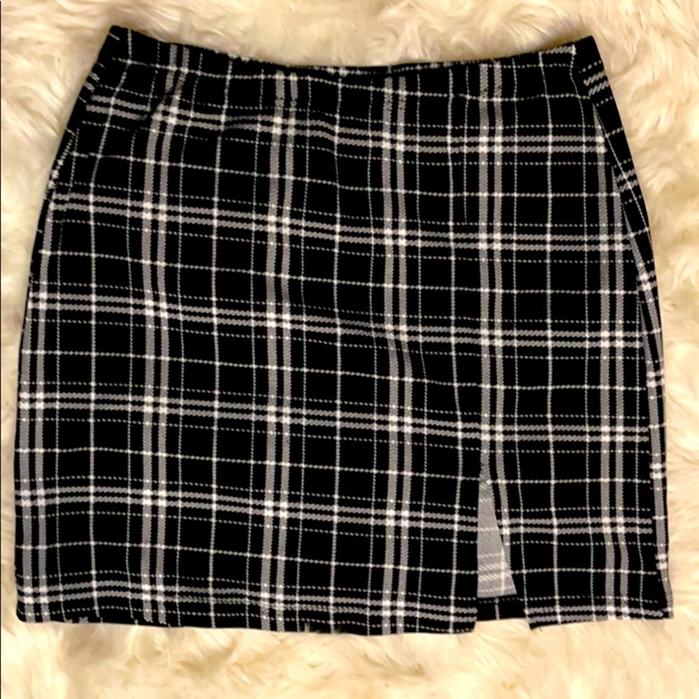 NWOT SHEIN SKIRT